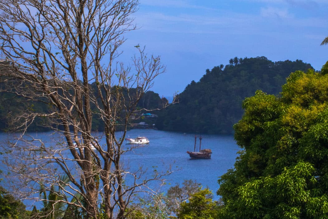banda view | Banda Sea Indonesia | Calico Jack