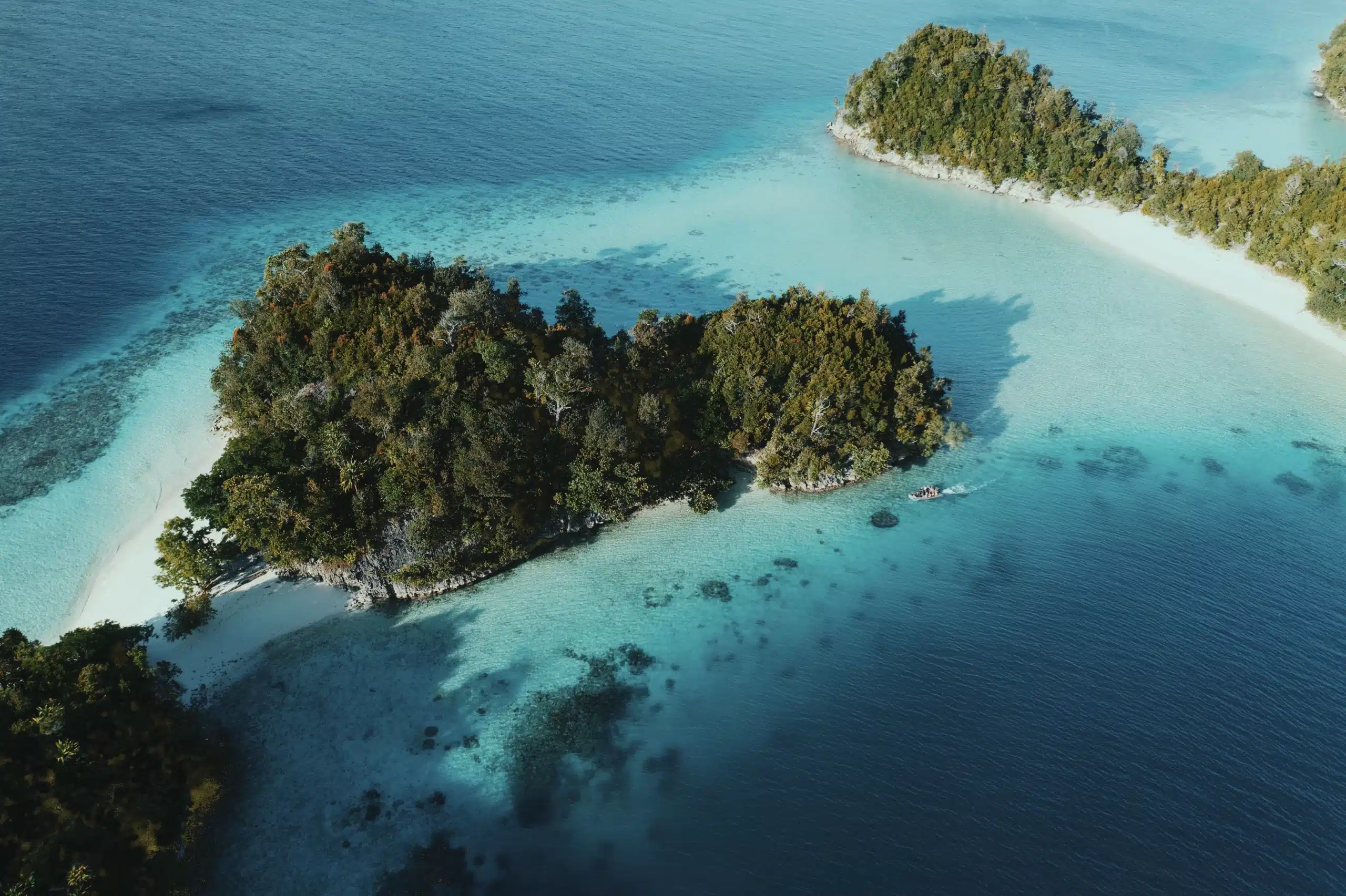 Triton Bay Webpage Triton Bay Liveabaord