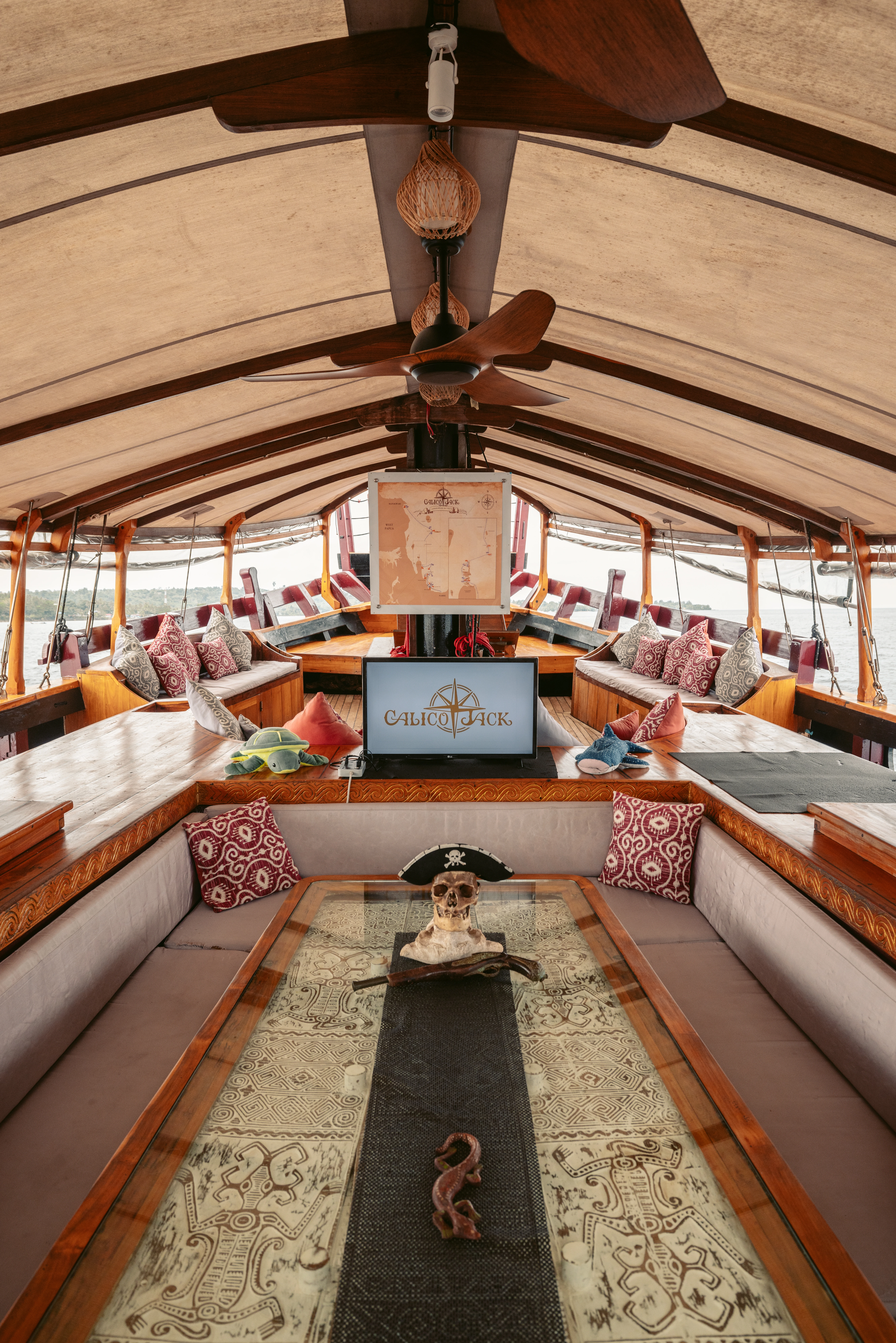 Lounge Deck onboard Calico Jack